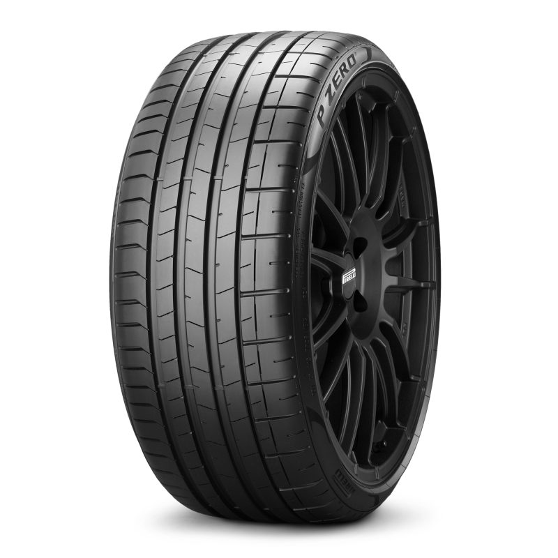 245/45 R18 P-ZERO 100Y